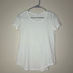 Lululemon “Like New” Classic White Women's Top